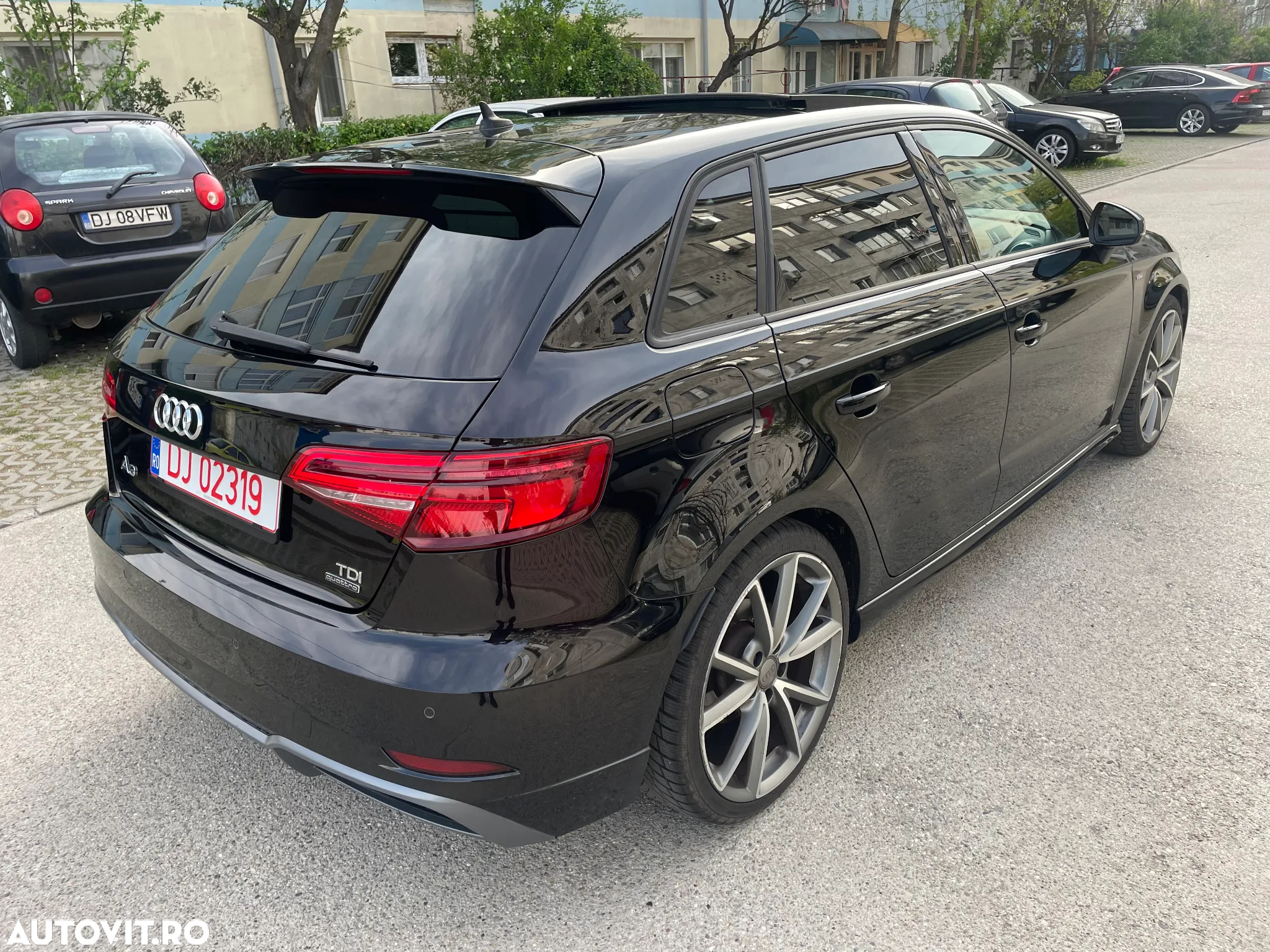 Audi A3 2.0 TDI Sportback (clean diesel) quattro S tronic S line Sportpaket - 3