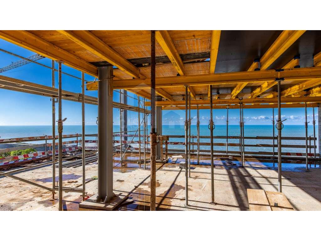 Vende Moradia T5 - Ericeira 6 km, A Casa das Casas - Grande imagem: 2/19