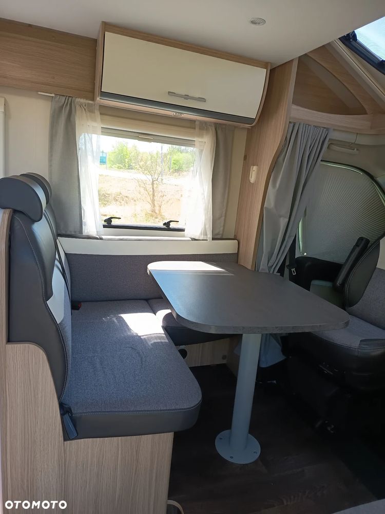 Sunlight Ducato camper - 13