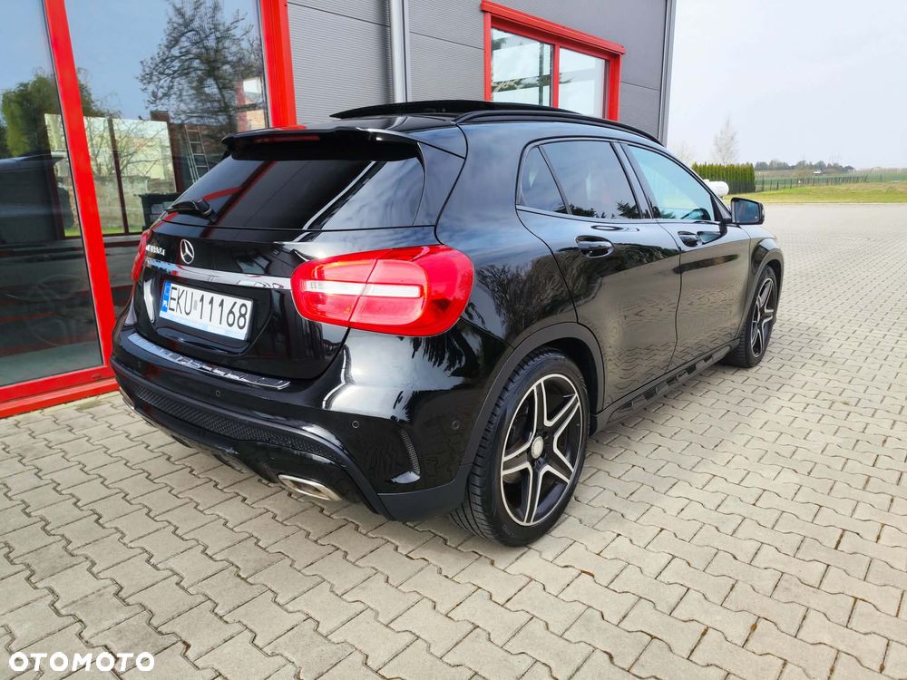 Mercedes-Benz GLA 180 d 7G-DCT AMG Line - 9