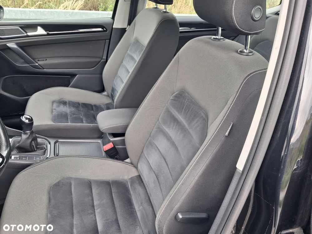 Volkswagen Golf Sportsvan SV 1.6 TDI BMT Highline - 22