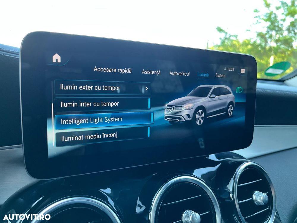 Mercedes-Benz GLC - 33