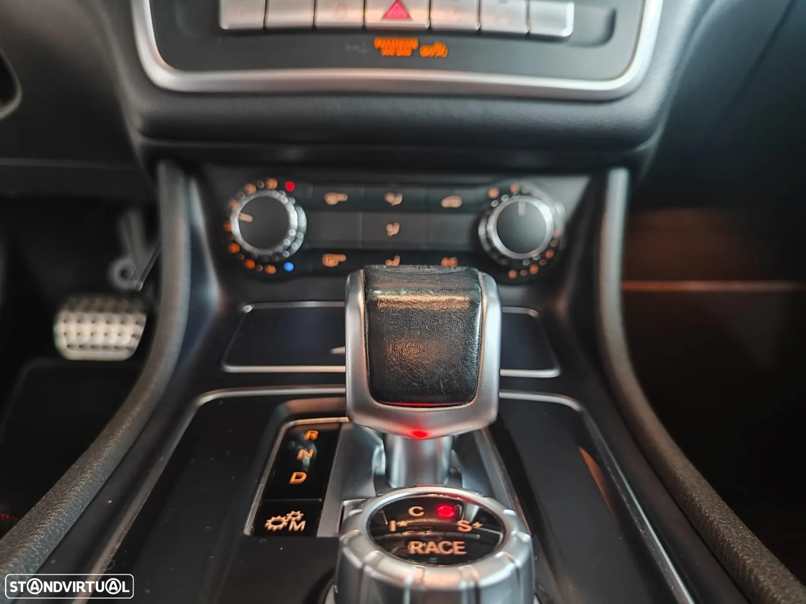 Mercedes-Benz CLA 45 AMG Shooting Brake 4-Matic - 46