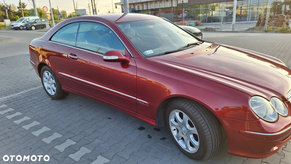 Mercedes-Benz CLK - 9