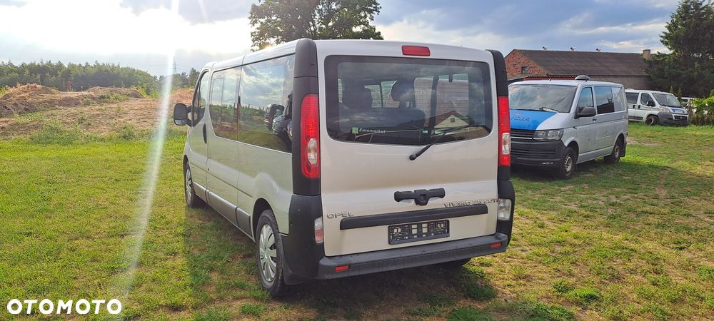 Opel Vivaro - 4