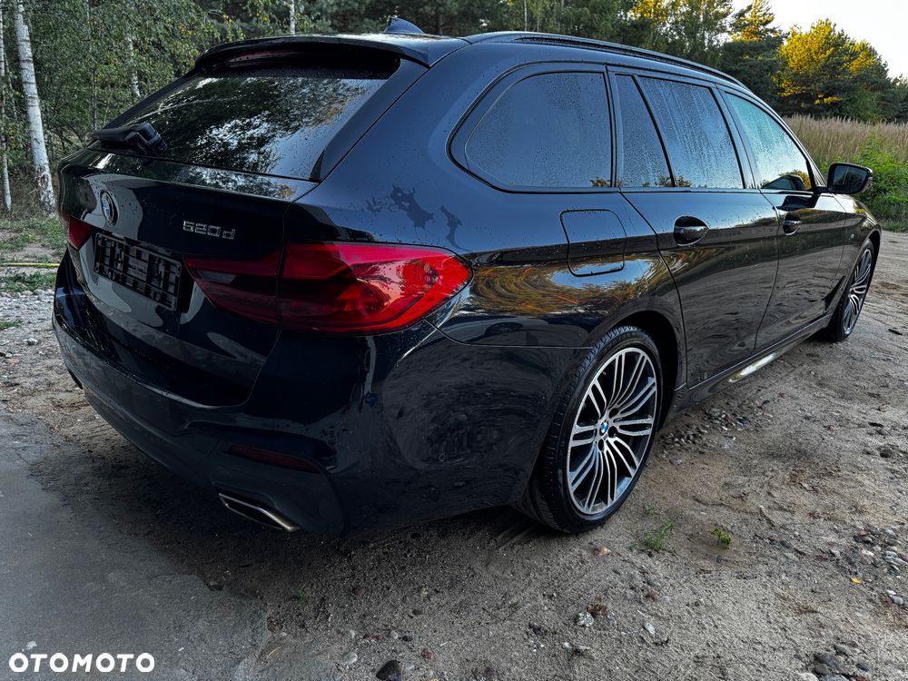 BMW Seria 5 520d M Sport Edition - 4