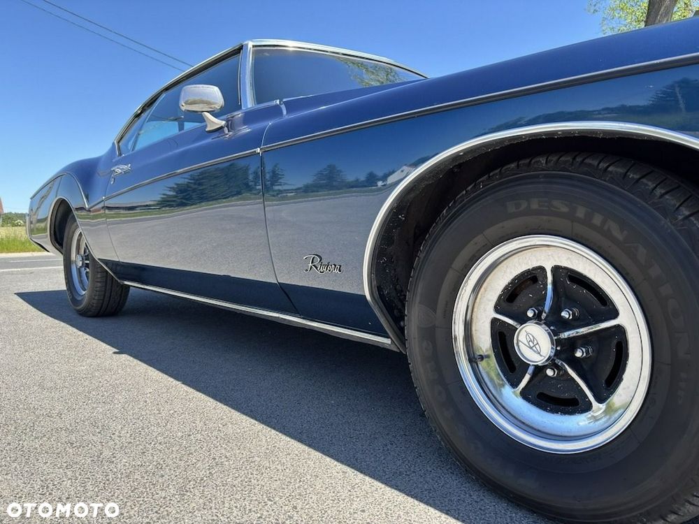 Buick Riviera - 19