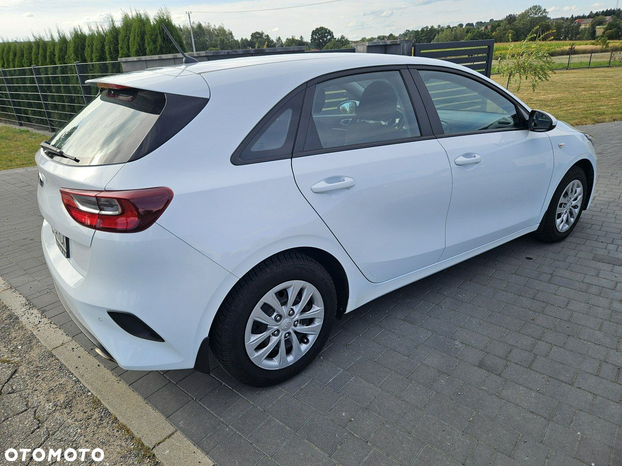Kia Ceed - 4