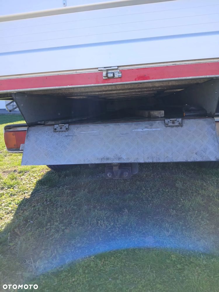 Volkswagen Transporter - 23