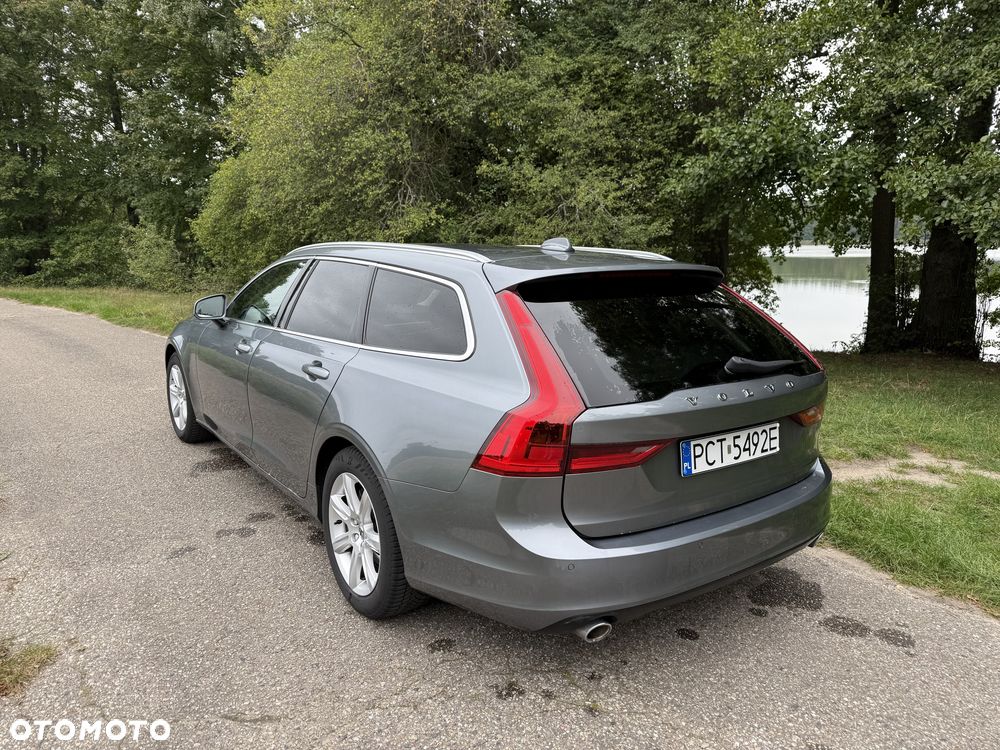 Volvo V90 D4 Geartronic Momentum Pro - 2