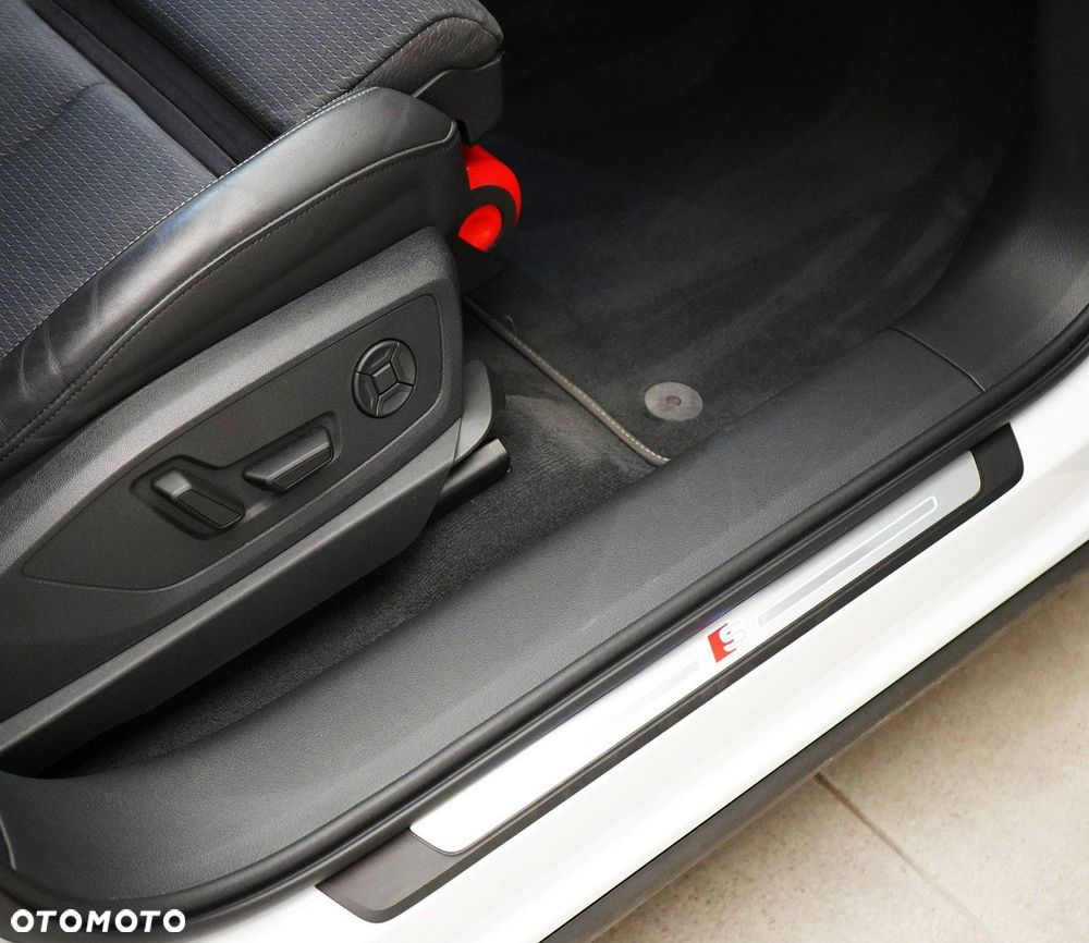 Audi e-tron Sportback - 20