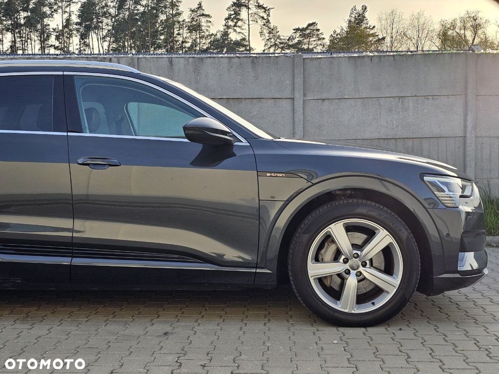 Audi e-tron 50 Quattro - 16