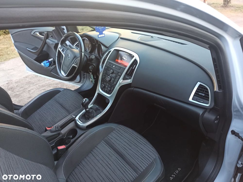 Opel Astra 1.4 Turbo Cosmo - 12