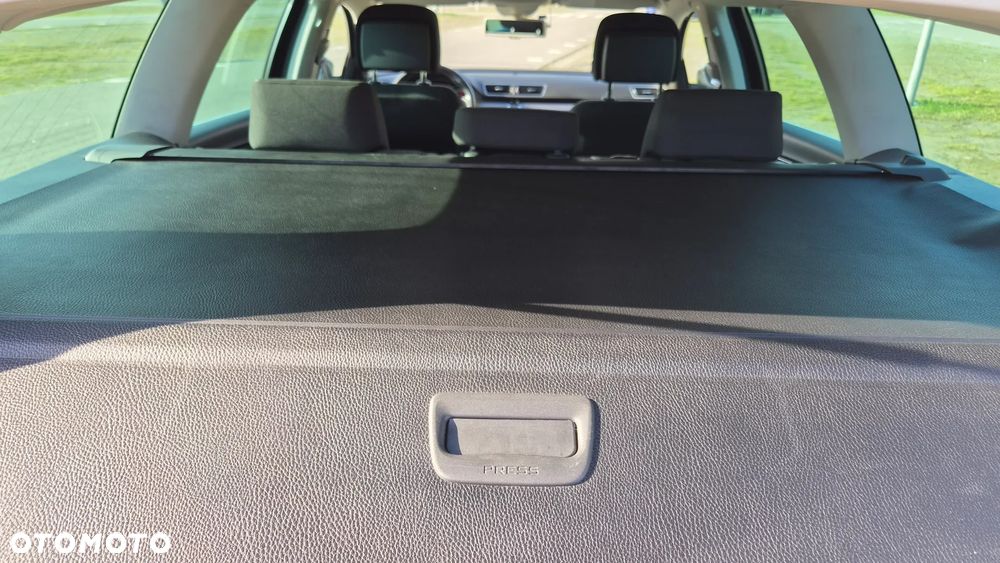 Volkswagen Passat 2.0 TDI BlueMotion Technology Comfortline - 22
