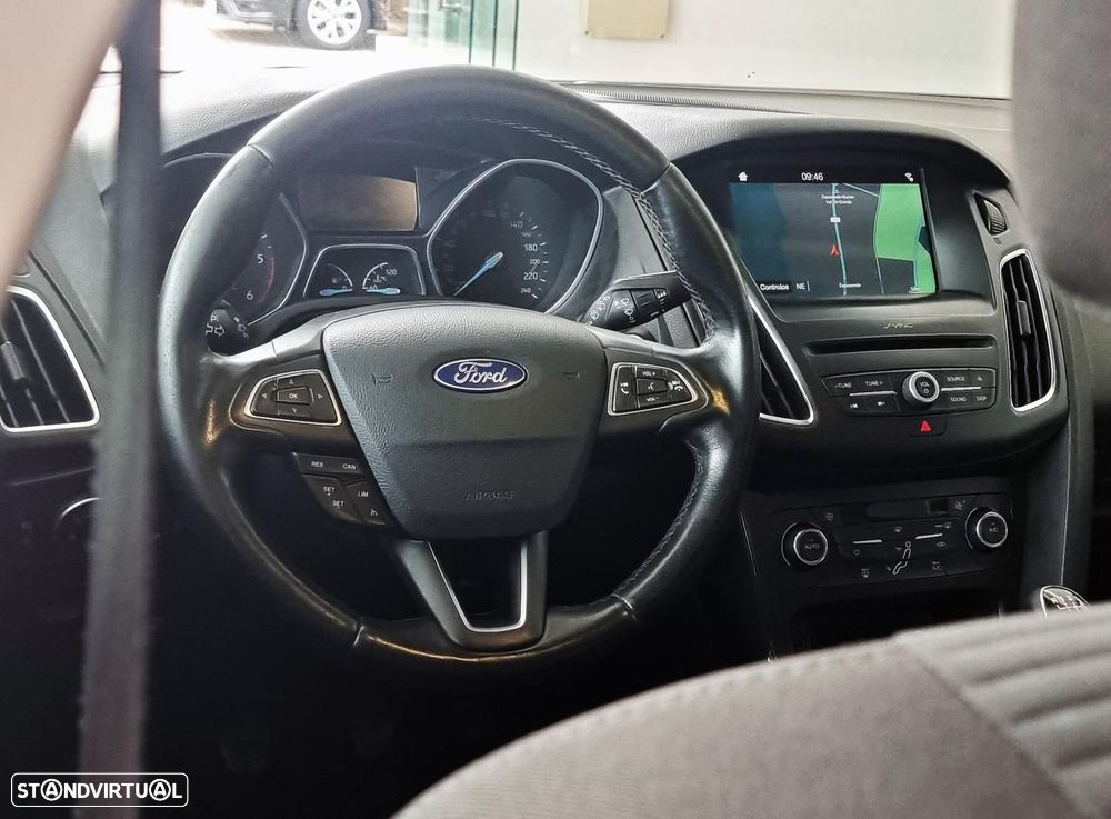Ford Focus SW 1.5 TDCi Titanium - 8