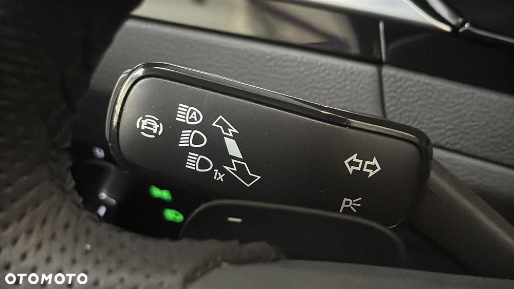 Volkswagen Arteon 2.0 TDI R-Line DSG - 31