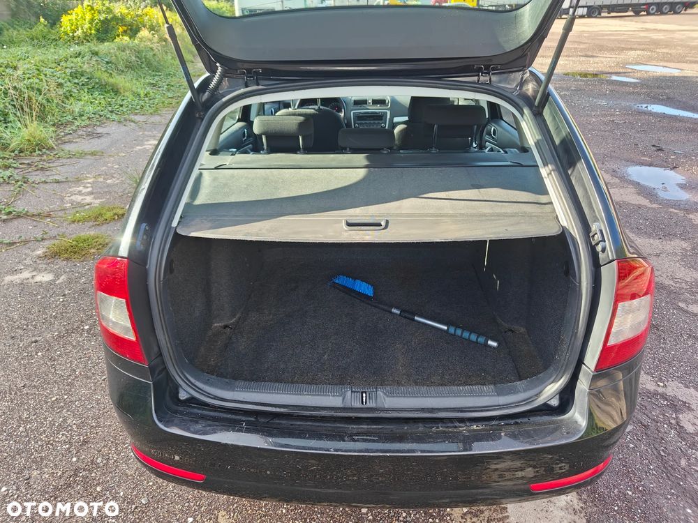 Skoda Octavia 1.6 TDI DPF Ambition - 34