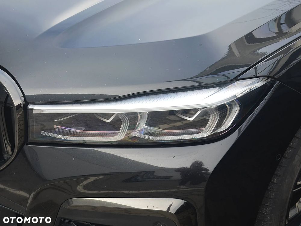 BMW Seria 7 750d xDrive sport - 10