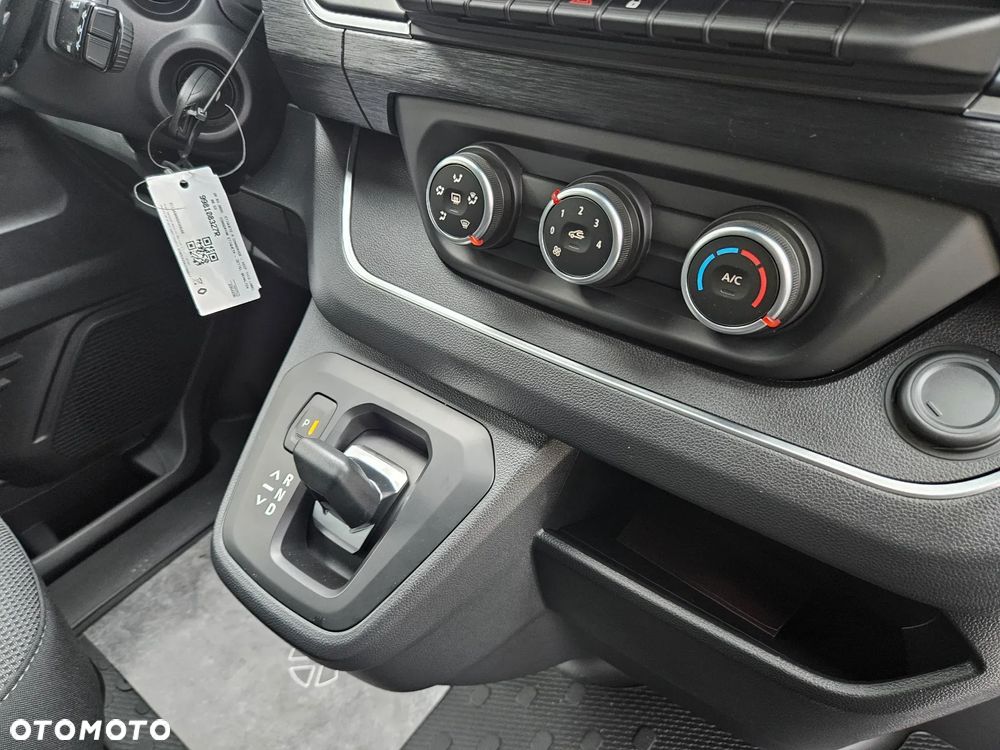 Renault Trafic - 18