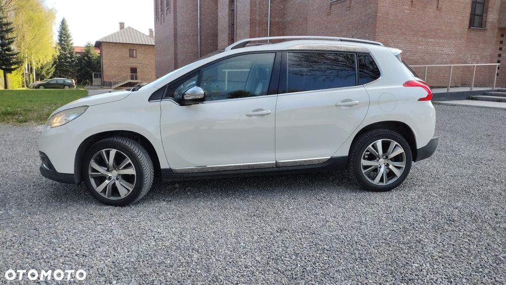 Peugeot 2008 e-HDi FAP 115 STOP & START Allure - 8