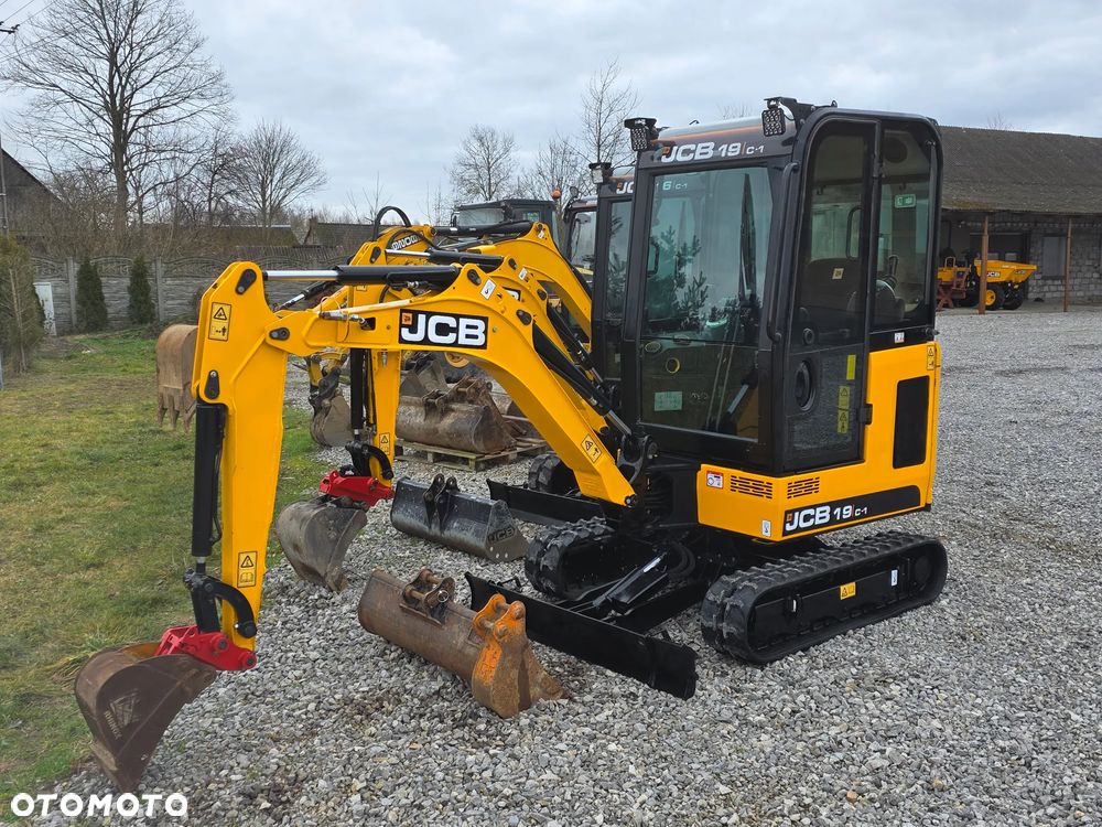 JCB JCB JCB JCB 19 C -1 ful opcja najbogatsza jak nowa mini koparka sprowadzona 8020 1 wł 8018 okazja 16 - 32
