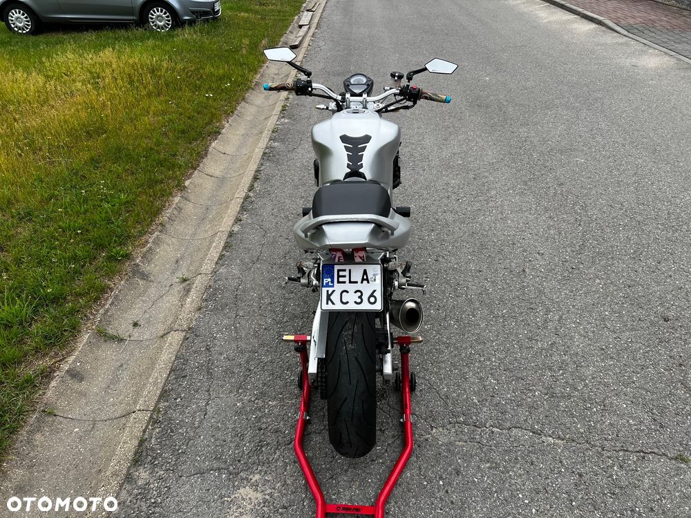 Suzuki SV - 15