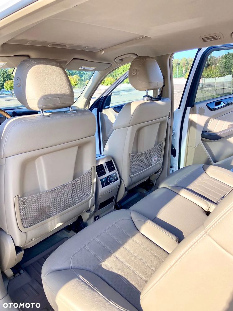 Mercedes-Benz GL 350 BlueTEC 4-Matic - 9