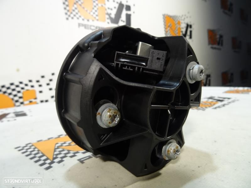 Puxador Da Tampa Da Mala Bmw 1 (F20)  7270728 / 7 270 728 - 9