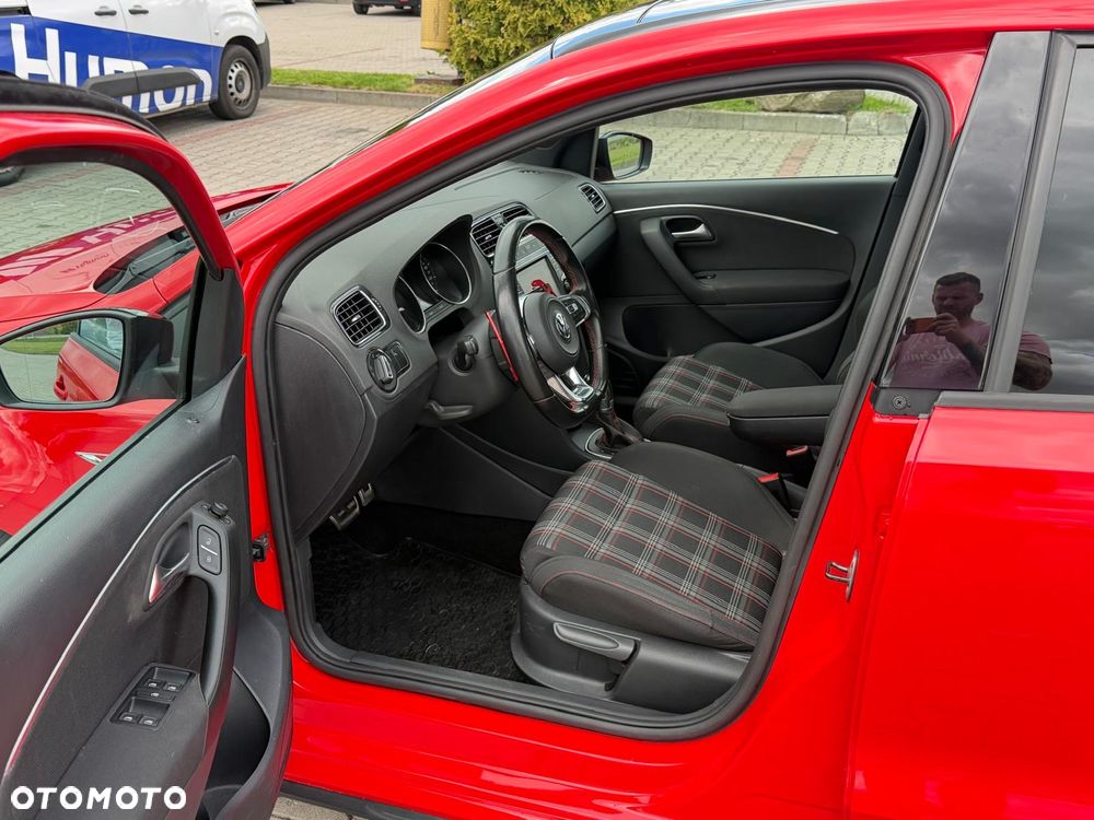 Volkswagen Polo 1.8 TSI BMT GTI DSG - 8