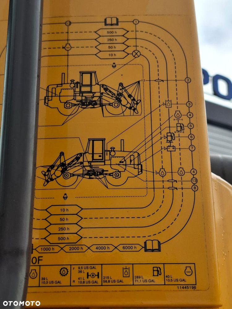Volvo L120F - 15