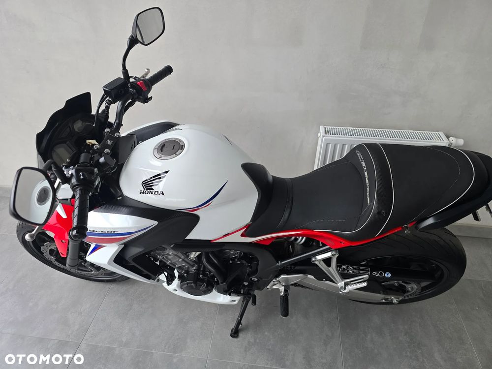 Honda CB - 22