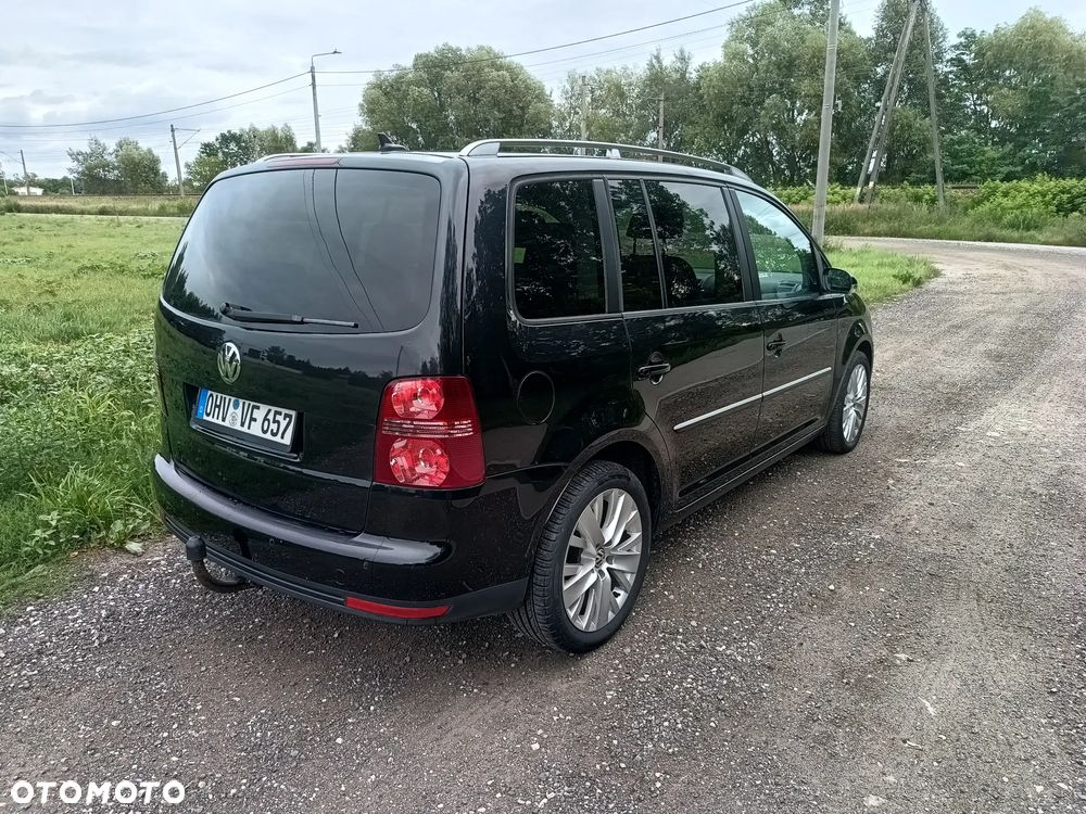 Volkswagen Touran 1.4 TSI DSG Highline - 8