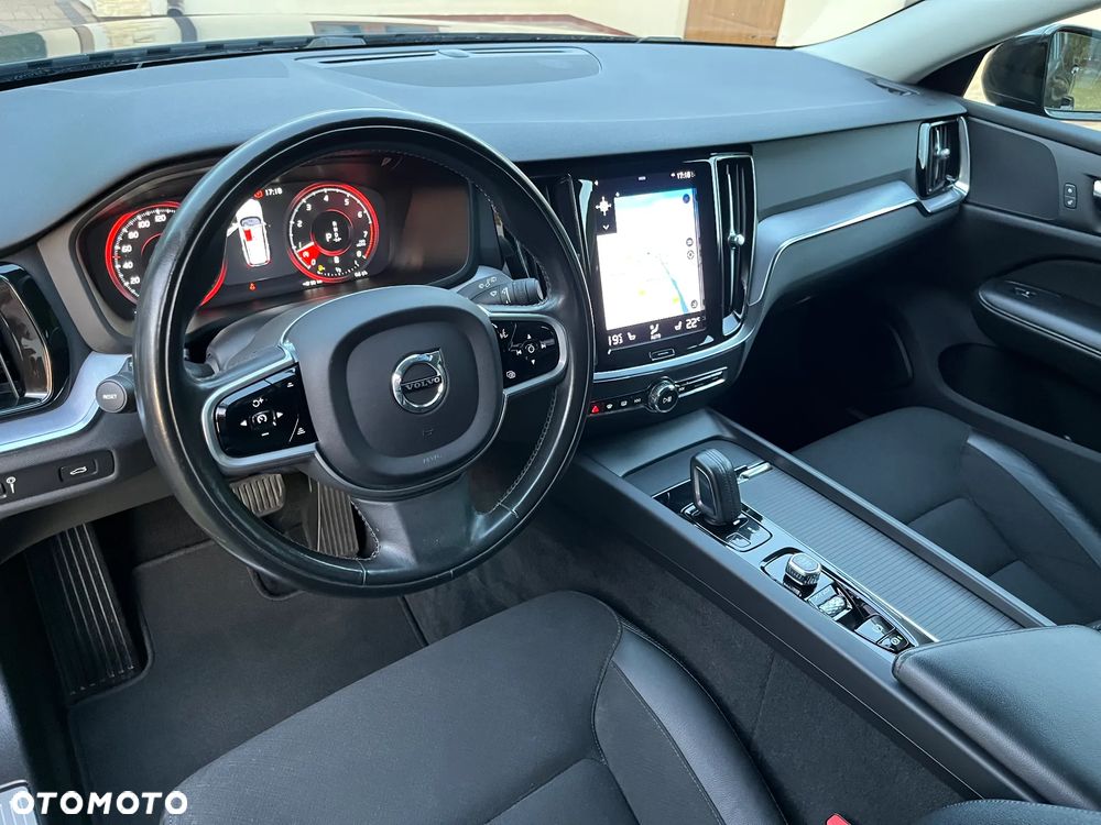 Volvo V60 - 35