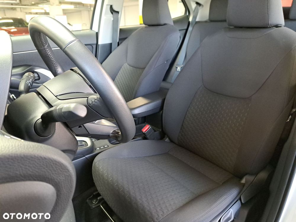 Toyota Yaris Cross Hybrid 1.5 Comfort - 29