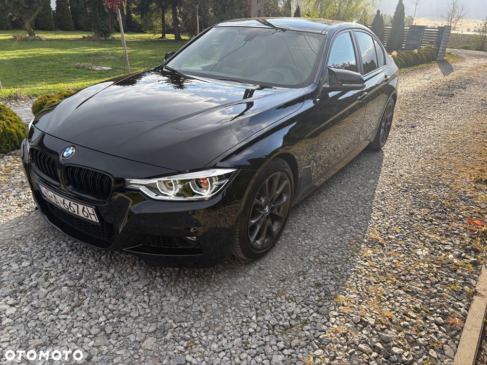 BMW Seria 3 330d M Sport - 13