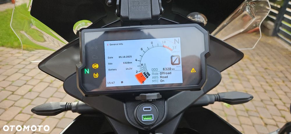 KTM Adventure - 6