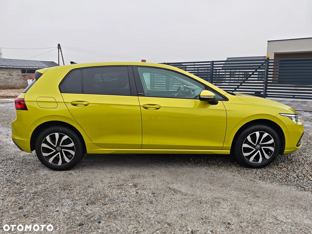 Volkswagen Golf 1.5 eTSI OPF DSG Active - 2