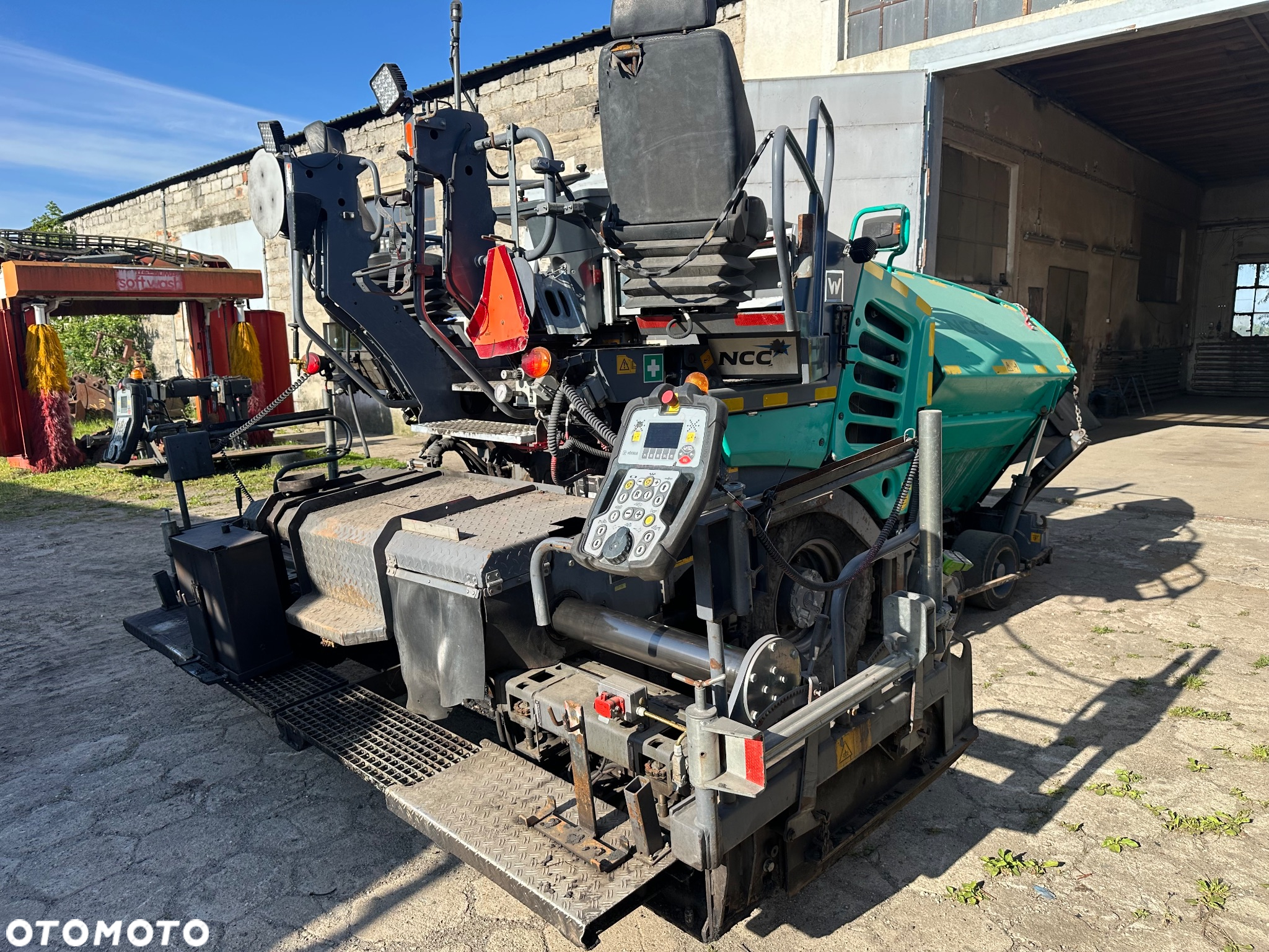 Vogele SUPER 1303-3i Roscielacz asfaltu układarka masy bitumicznej - 23