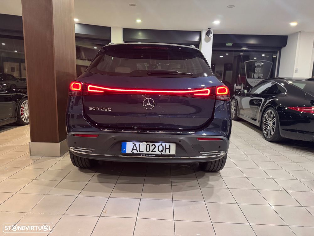 Mercedes-Benz EQA 250 Progressive - 3