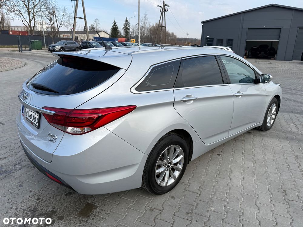 Hyundai i40 Kombi 1.7 CRDi Premium - 11