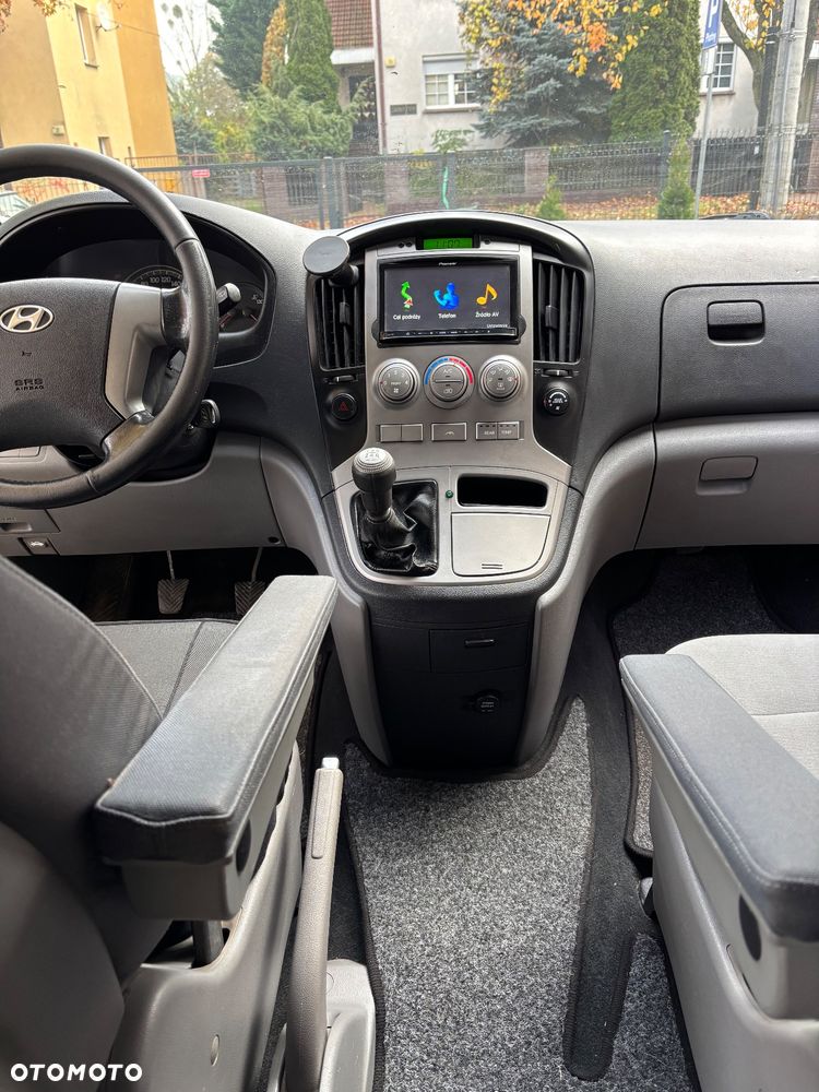 Hyundai H-1 2.5 CRDi Travel Comfort - 11