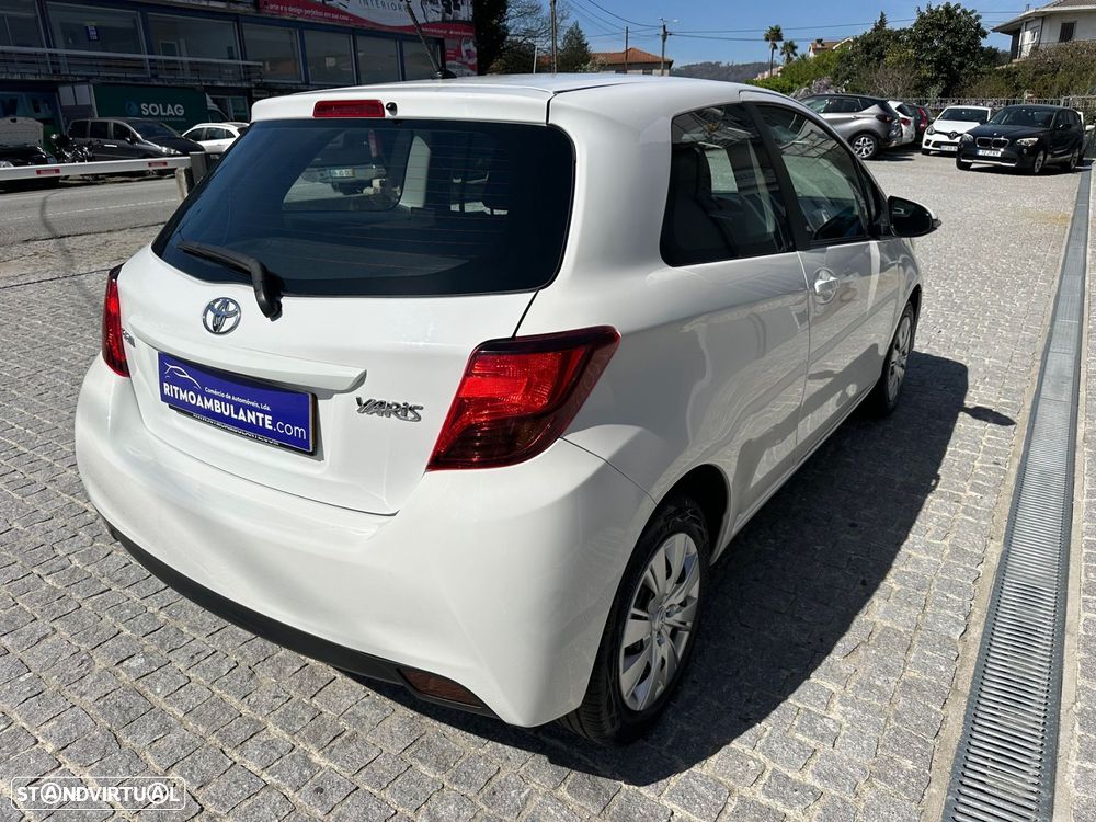 Toyota Yaris 1.4 D-4D AC - 2