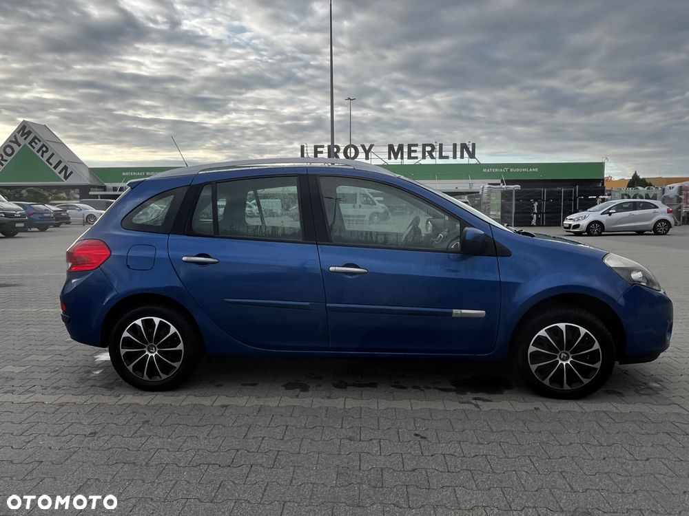Renault Clio 1.2 16V Alize - 8