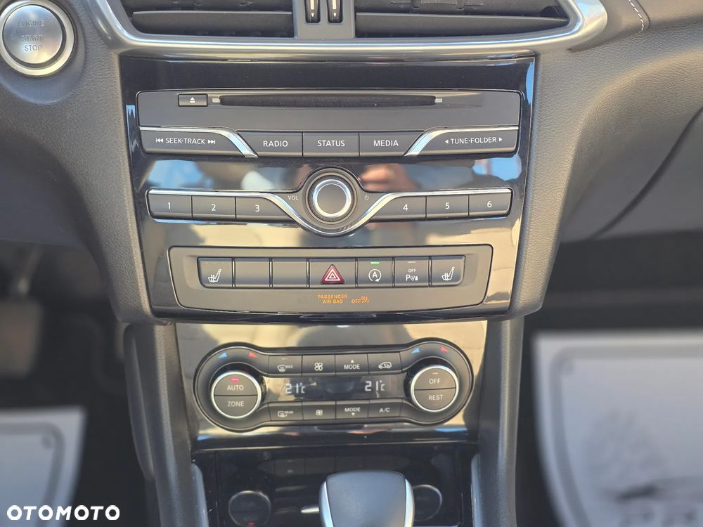 Infiniti Q30 2.2d Premium Tech 7DCT - 25