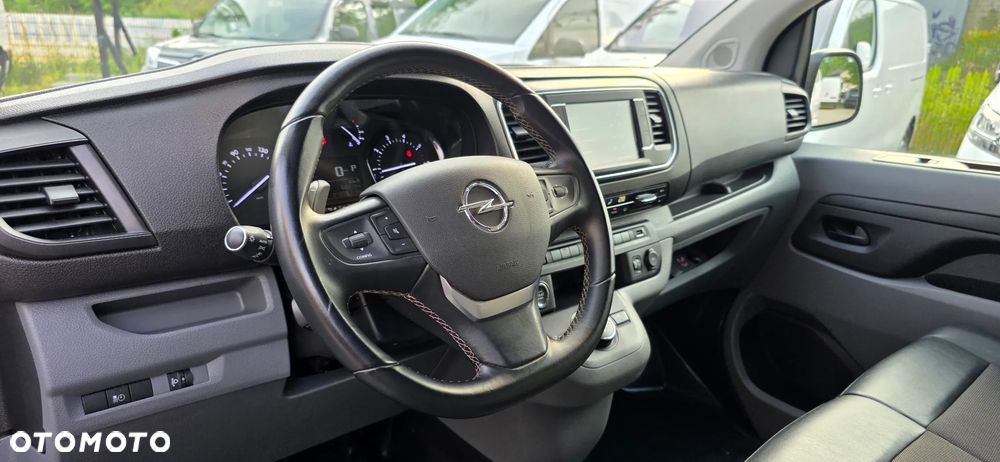 Opel VIVARO L3H1 2.0  AUTOMAT 8-biegów - 11