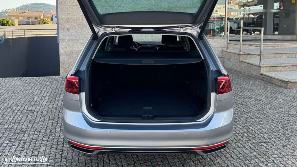 VW Passat Variant 2.0 TDi Business DSG - 9