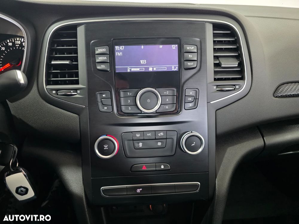 Renault Megane TCe GPF Intens - 6