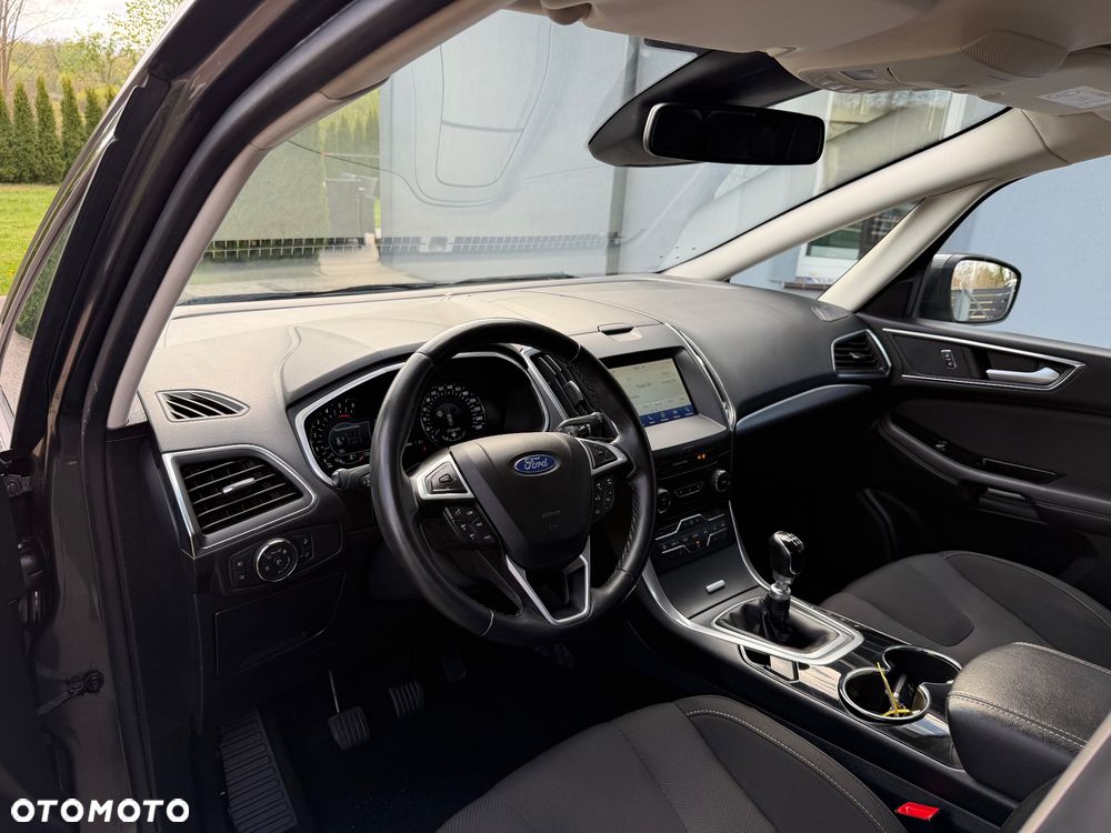 Ford S-Max 2.0 EcoBlue Titanium - 9