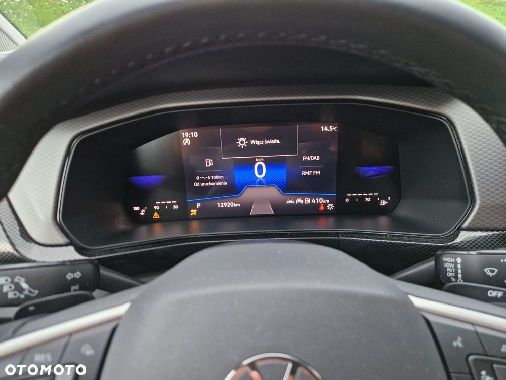 Volkswagen T-Cross - 17