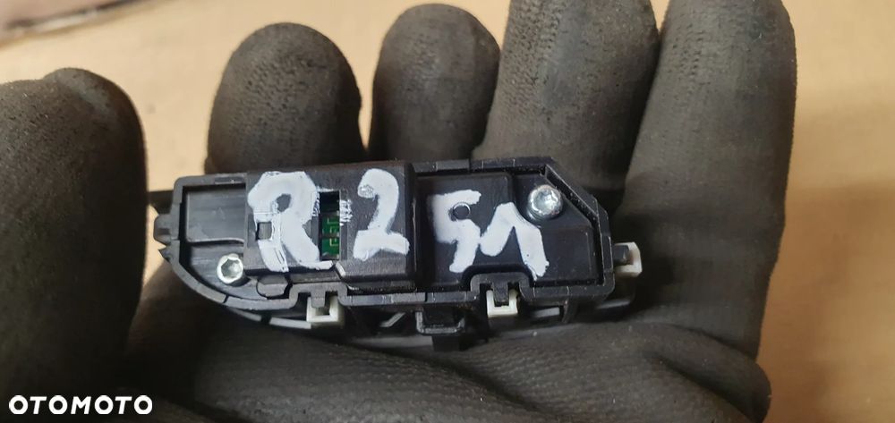 Przełącznik centralnego zamka blokady drzwi Mercedes R-Klasa W251 R251 A2518201010 - 7